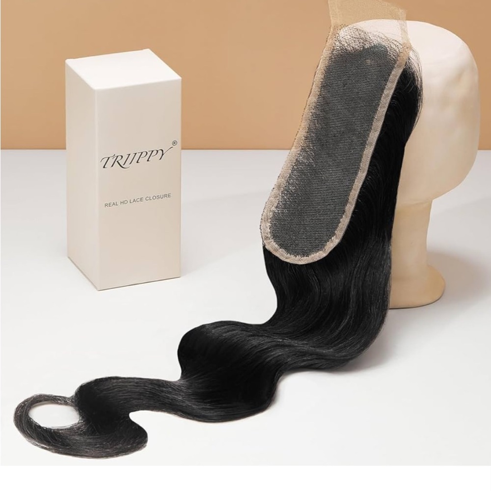 NWT 16” 2” x 6” body wave closure
